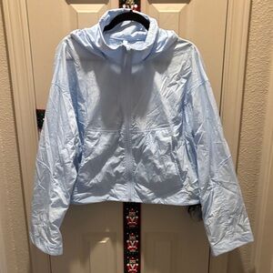LULULEMON Crop Rain Jacket